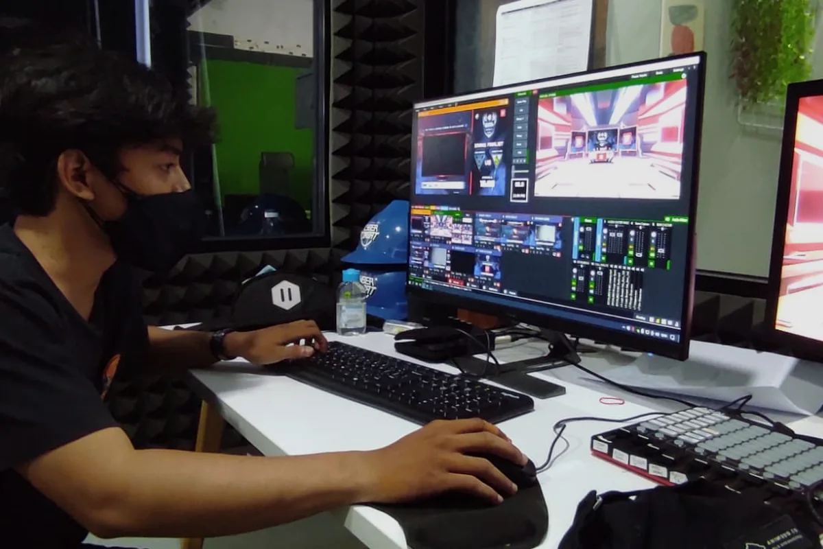 Hortus broadcast control